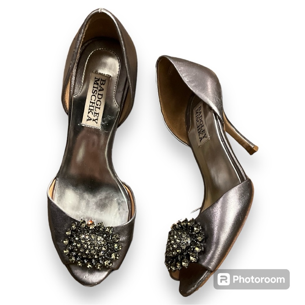 BADGLEY MISCHKA WOMENS BRIDAL DARK SILVER PUMP HEEL SIZE 6